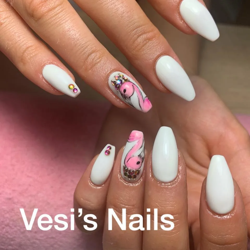 Vesi's Nails